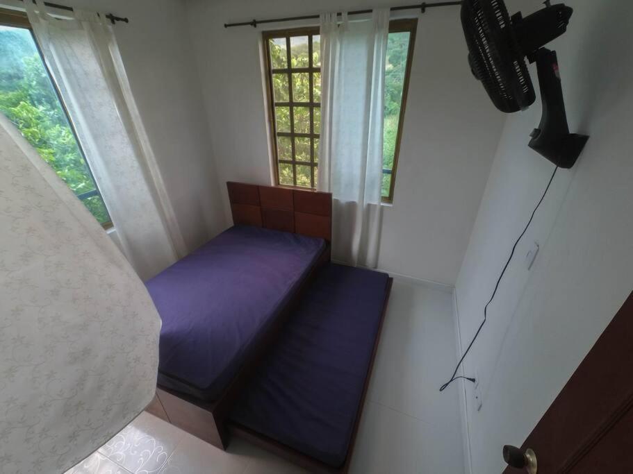 Casa Familiar Y De Descanso Villa Lorenza - Apulo Cund. מראה חיצוני תמונה