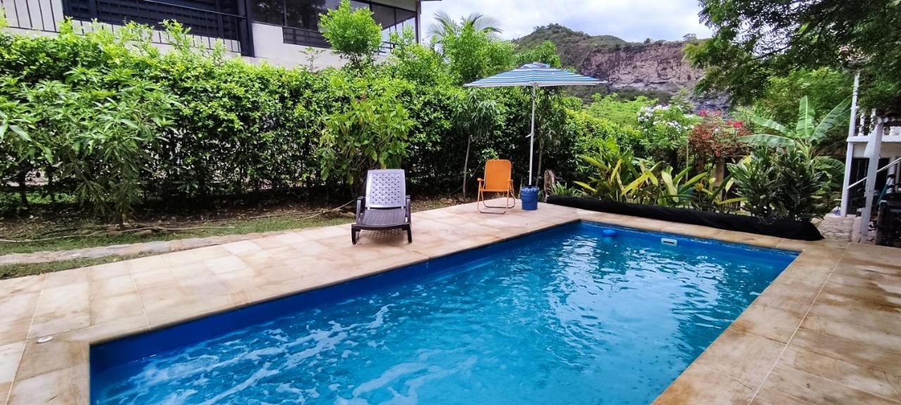 Casa Familiar Y De Descanso Villa Lorenza - Apulo Cund. מראה חיצוני תמונה